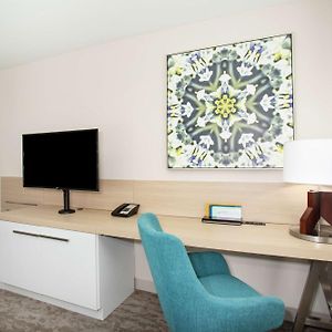 Premium King Room